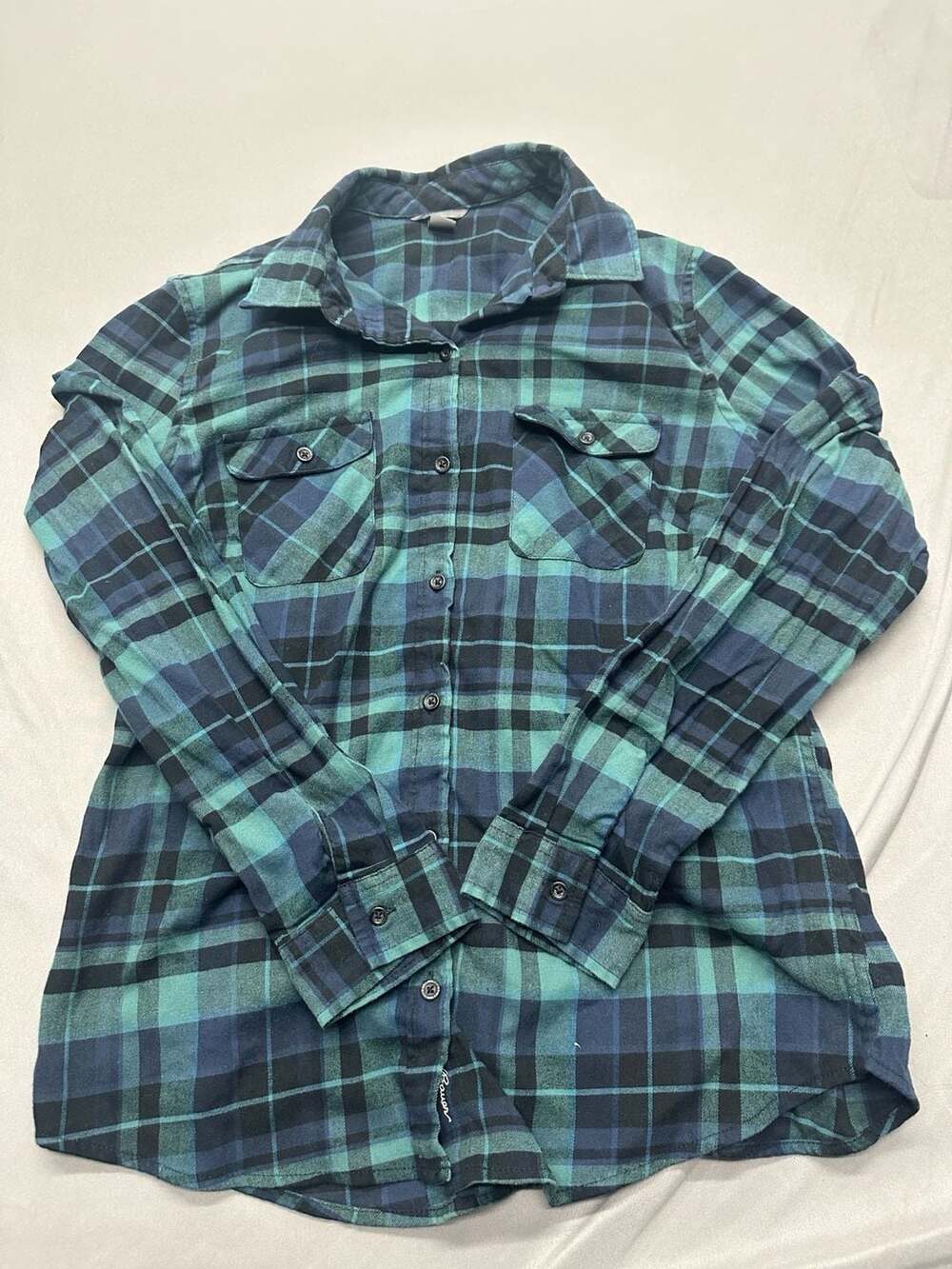 Eddie Bauer Women's Green Blue Plaid Long Sleeve Flannel Button Down Shirt